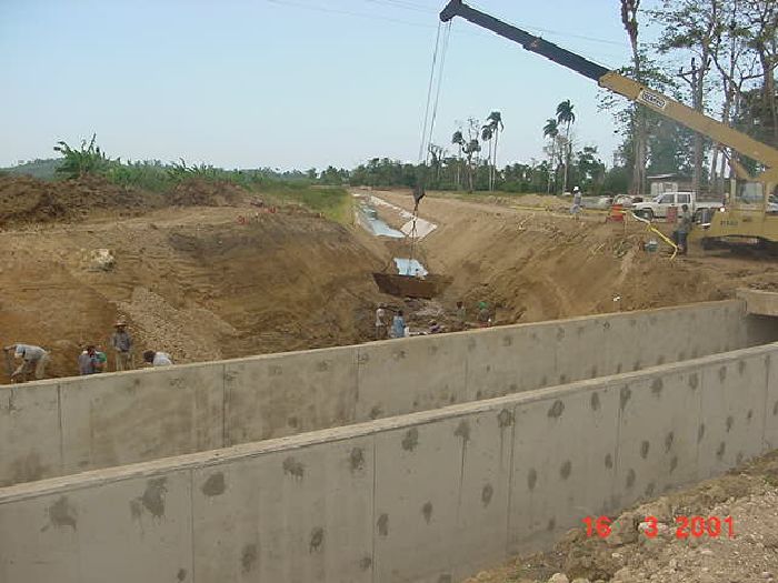 Presione en la Foto Para Ampliar
