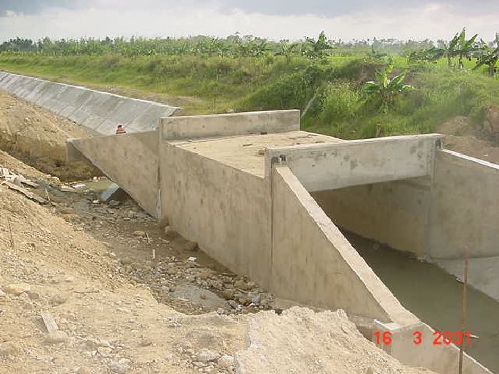 Presione en la Foto Para Ampliar